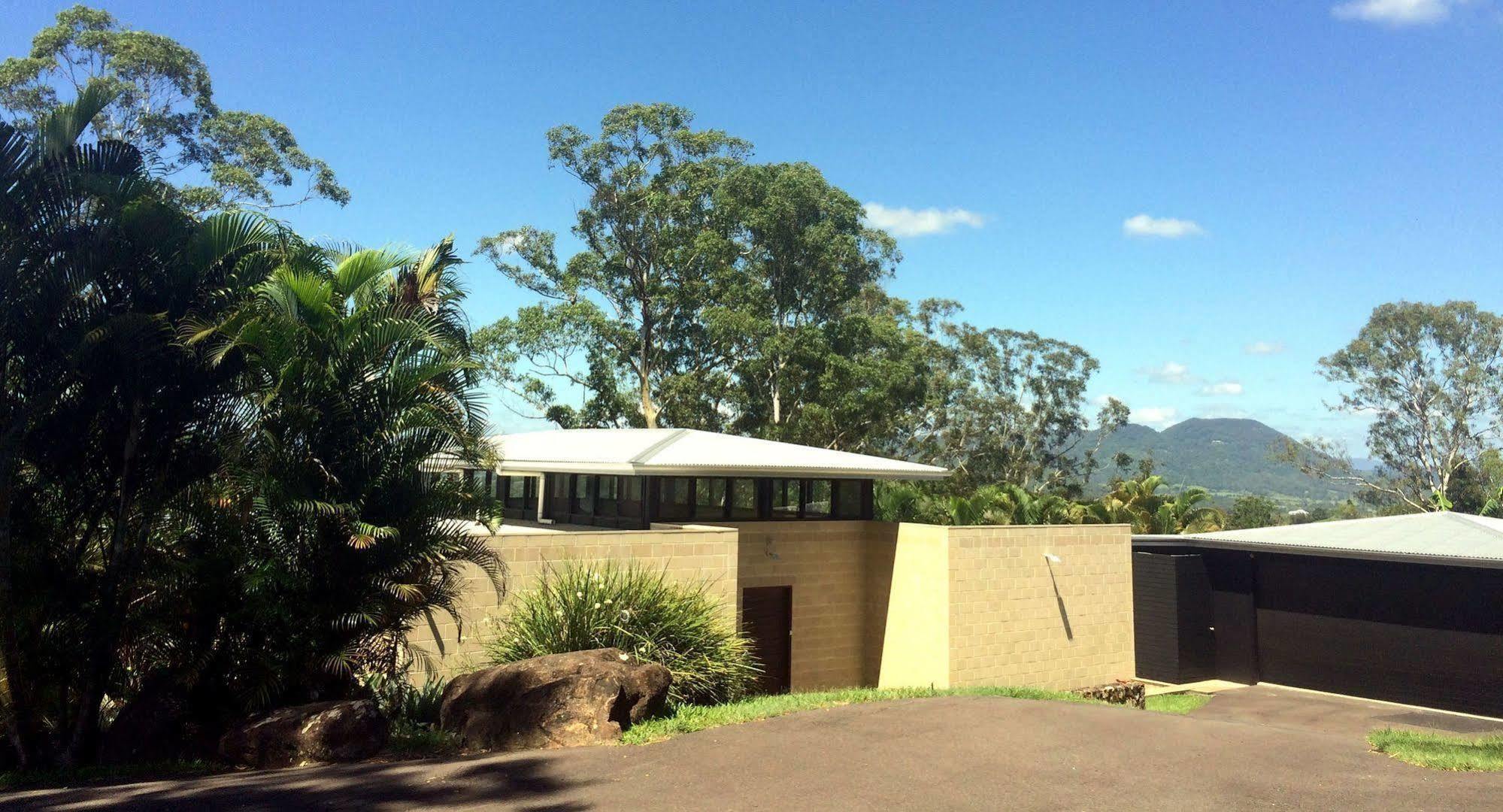 Phoenix Eumundi Exterior foto